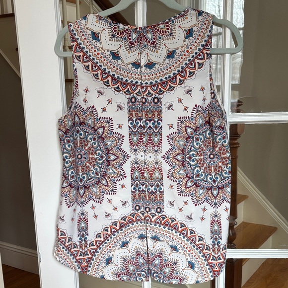 Verse Women's Sleeveless Mandala Print Blouse - Picture 5 of 10